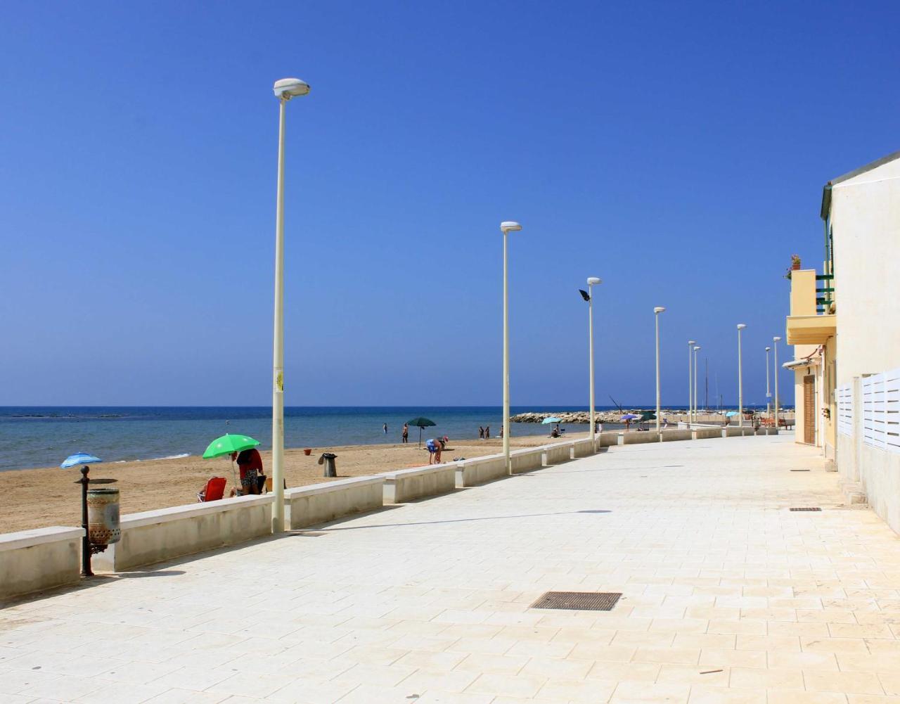 Appartamenti Pomelia Punta Secca Bagian luar foto